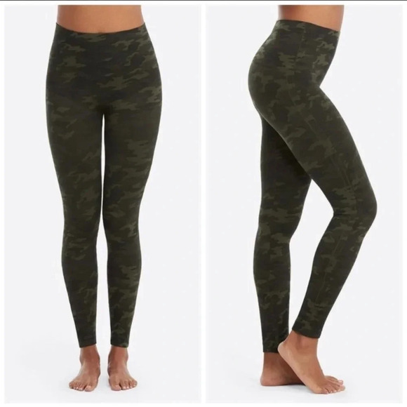 SPANX Look at Me Now Seamless Leggings Camo Green High Waisted Stretch Size S - Picture 1 of 10